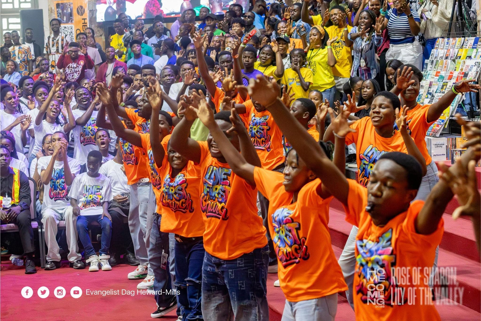 Worship gathering at a past Homecoming Convention